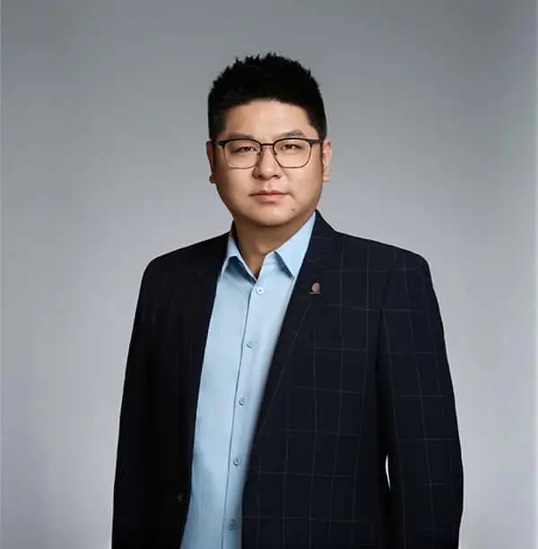 Aaron Zhang